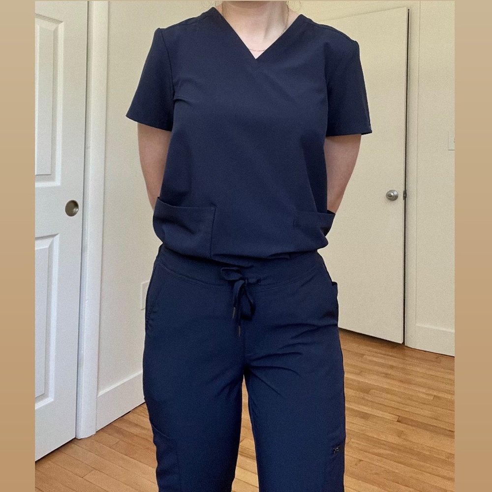 ADAR Addition women’s scrub set